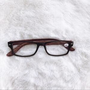 Ava Light Wood Black Reading Glasses